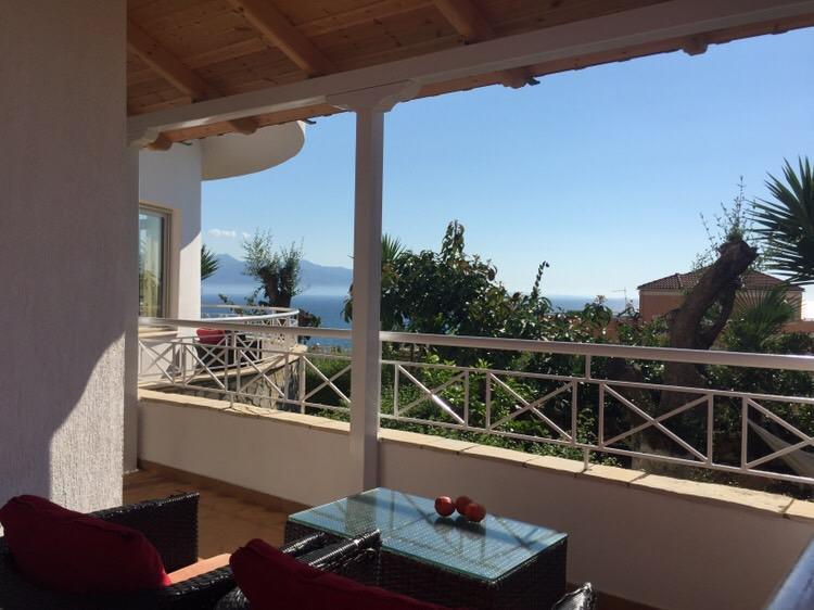 Apartments On The Beach Sarandë Exterior foto